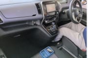 NISSAN SERENA preview 3