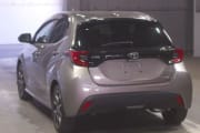 TOYOTA YARIS HYBRID preview 2