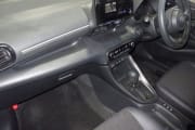 TOYOTA YARIS HYBRID preview 3