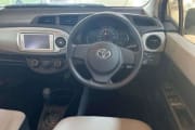 TOYOTA VITZ preview 3