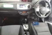 TOYOTA VITZ preview 3
