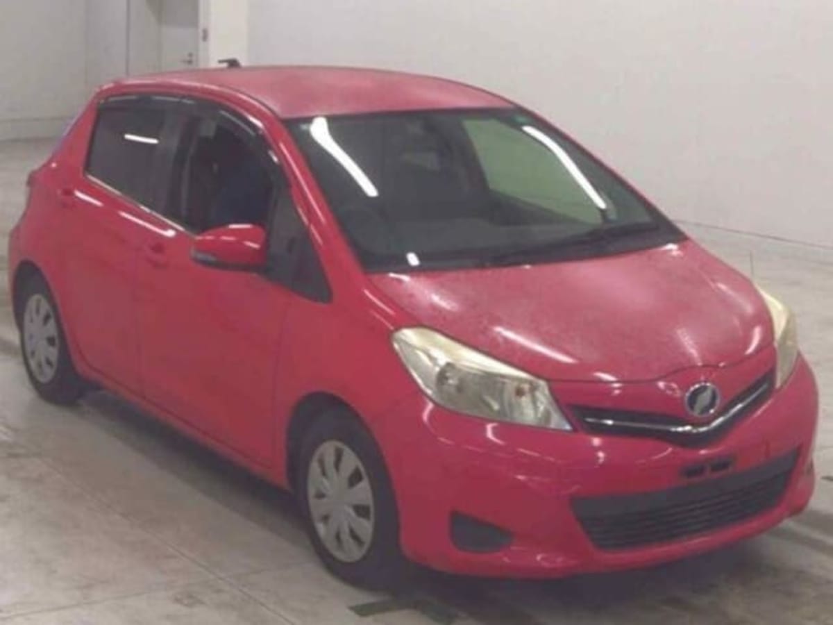 TOYOTA VITZ