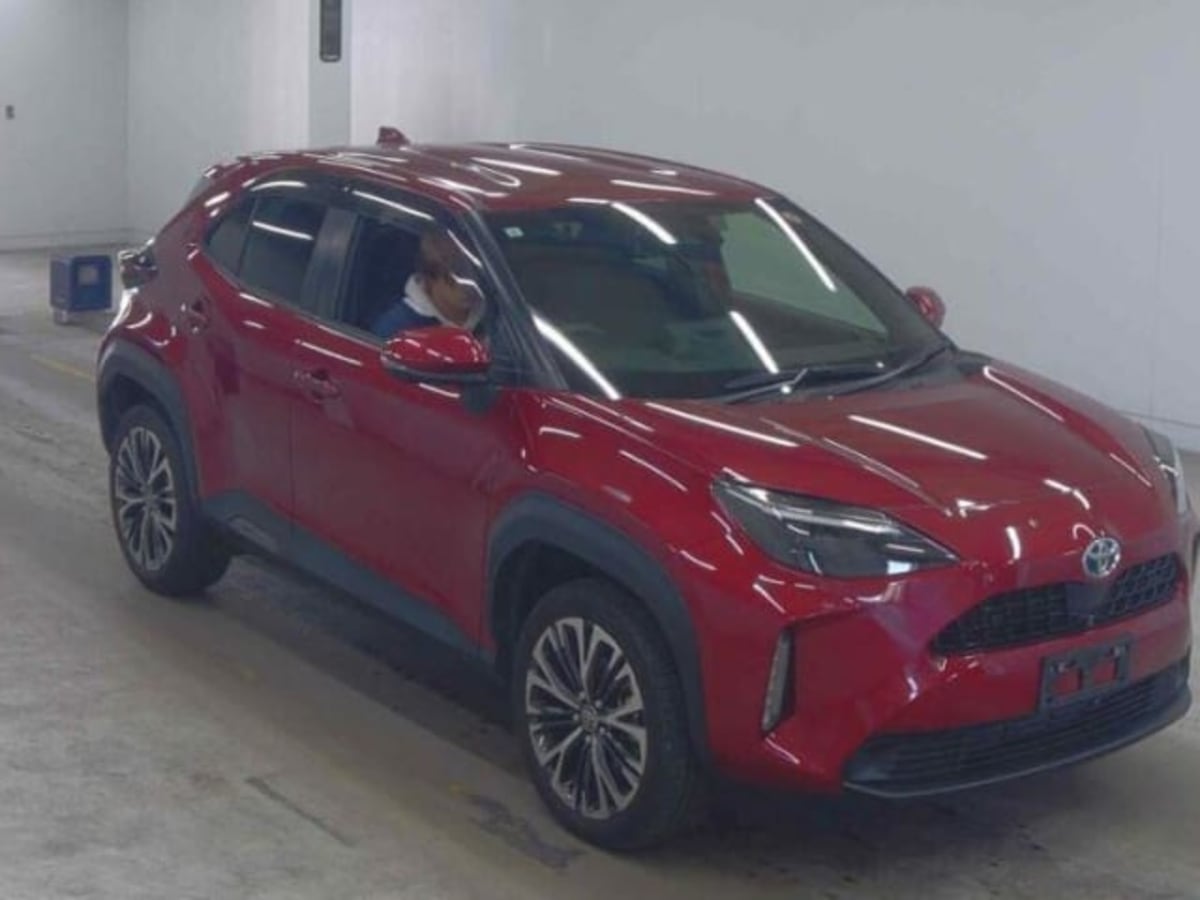 TOYOTA YARIS CROSS