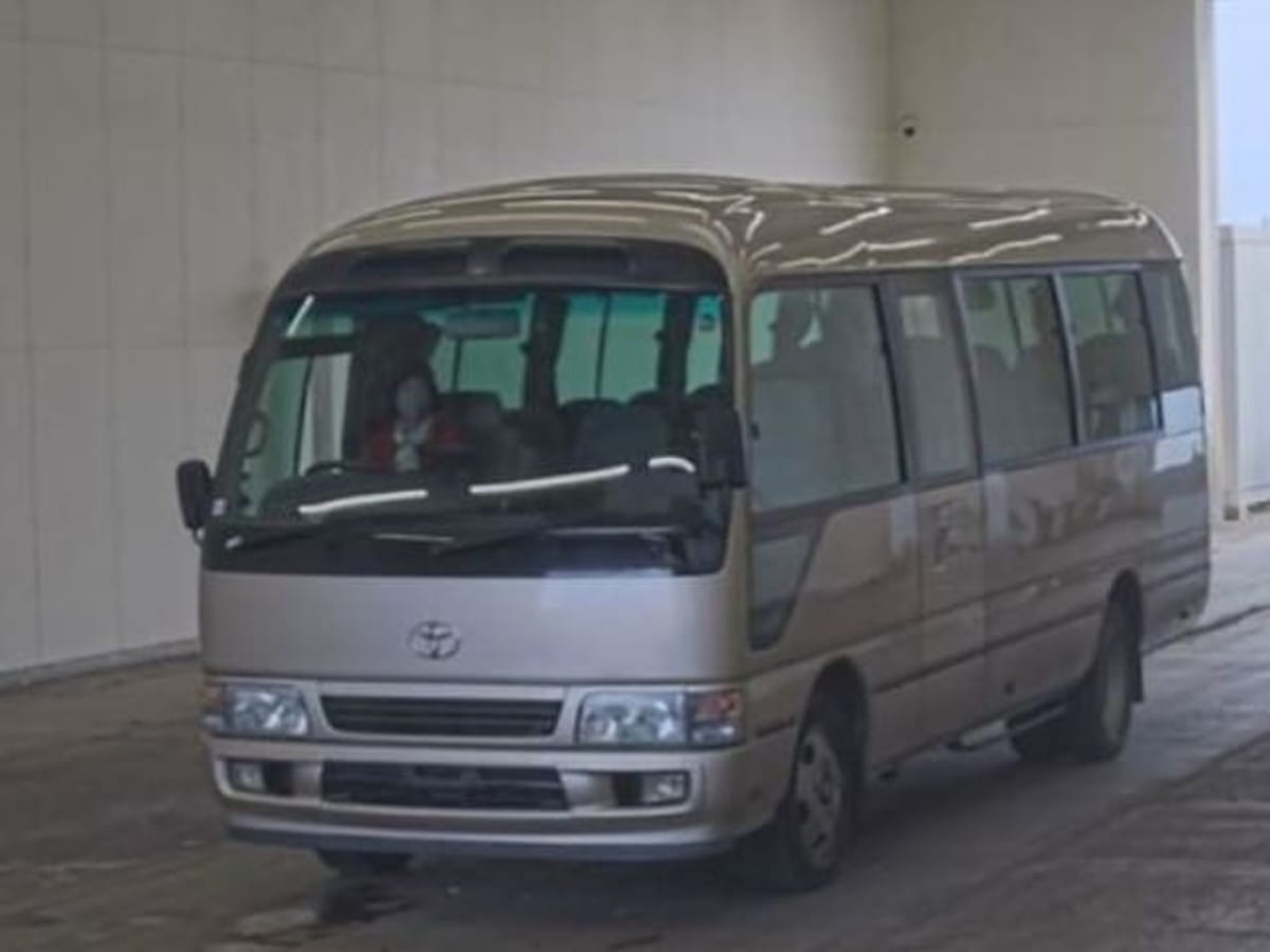TOYOTA COASTER
