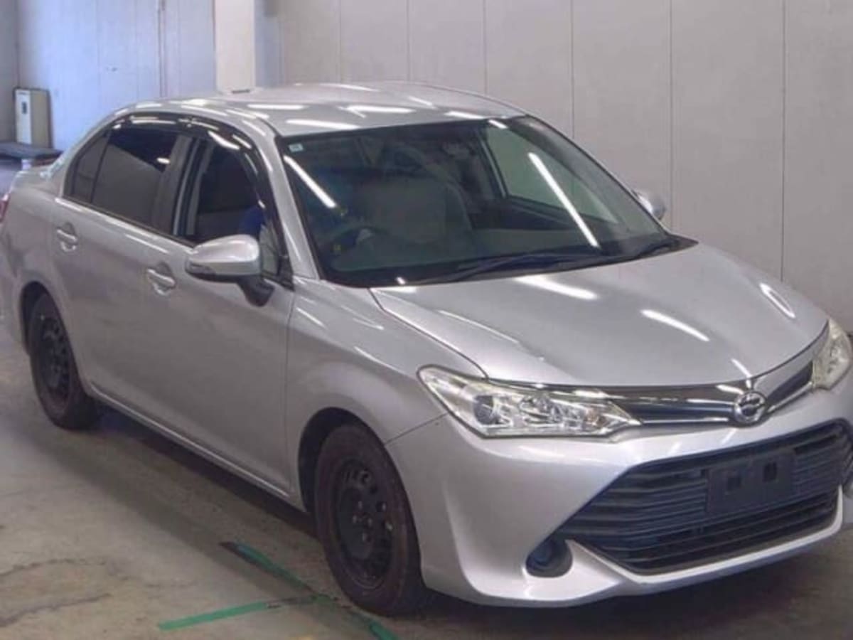 TOYOTA COROLLA AXIO