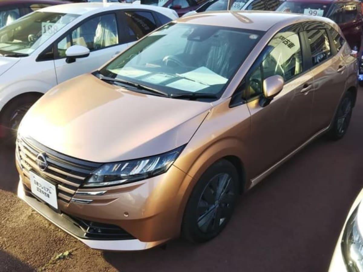 NISSAN NOTE