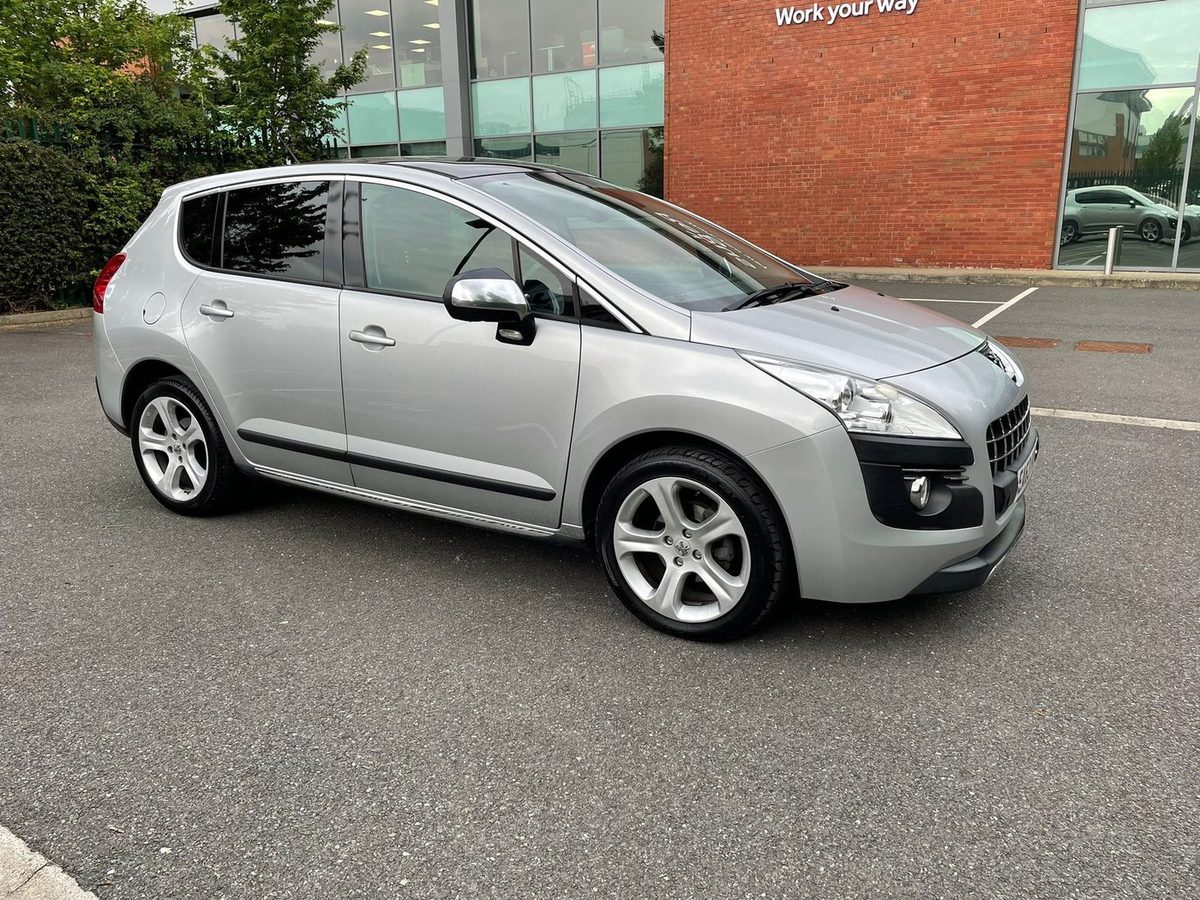 Peugeot 3008 1.6 e-HDi Allure SUV 5dr Diesel EGC Euro 5 (s/s) (115 ps) — photo 7 of 8