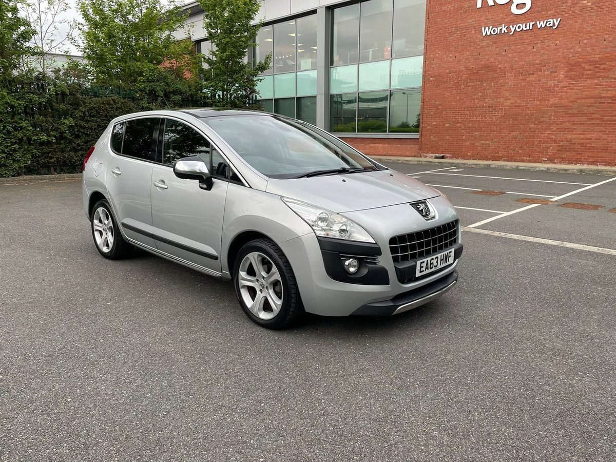 Peugeot 3008 1.6 e-HDi Allure SUV 5dr Diesel EGC Euro 5 (s/s) (115 ps) — photo 8 of 8