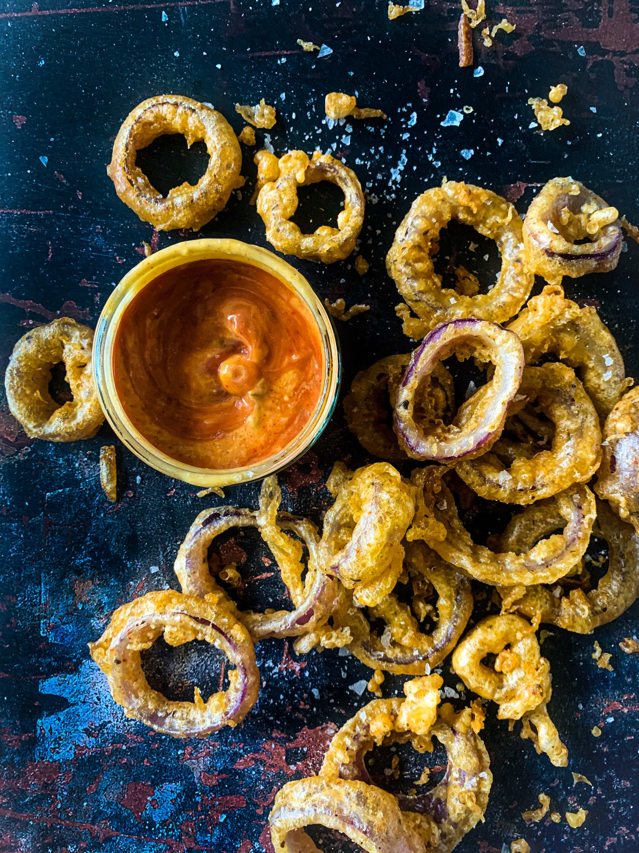 Super Crispy Beer Battered Onion Rings