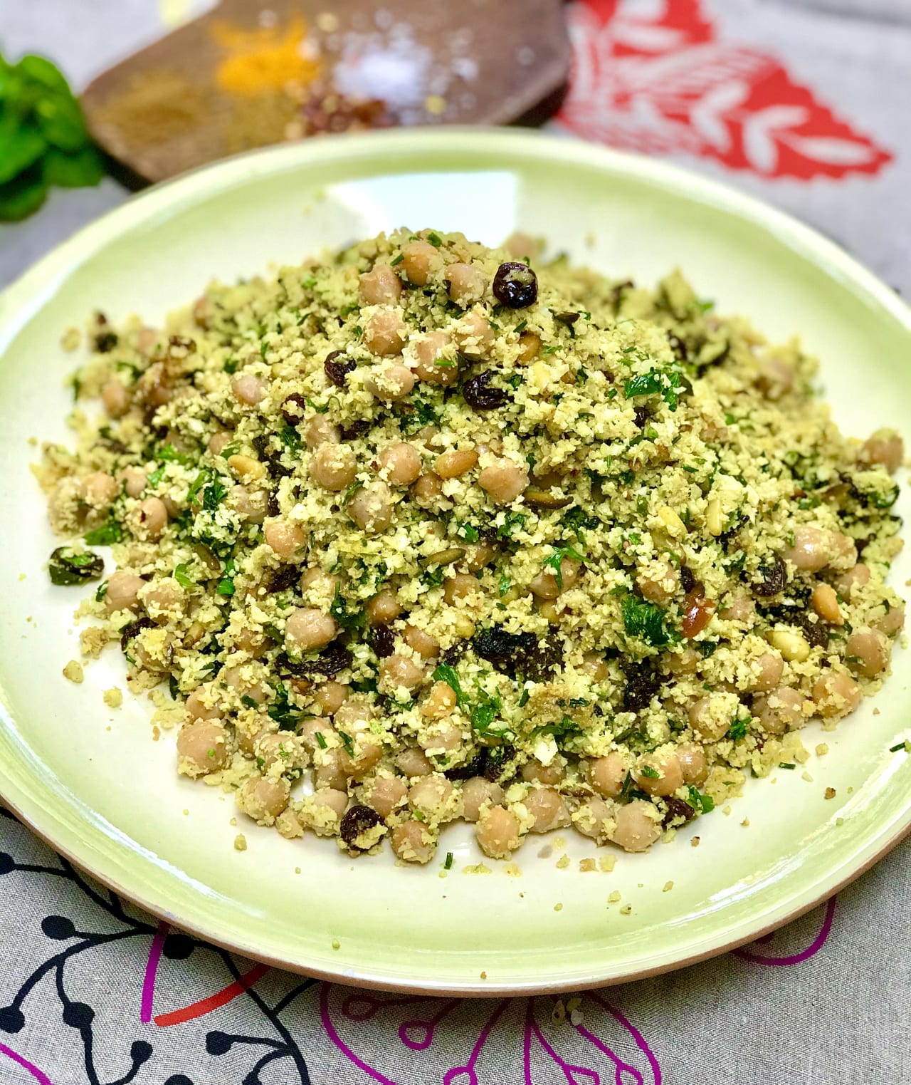 Spicy Cauliflower 'Couscous' with Chickpeas
