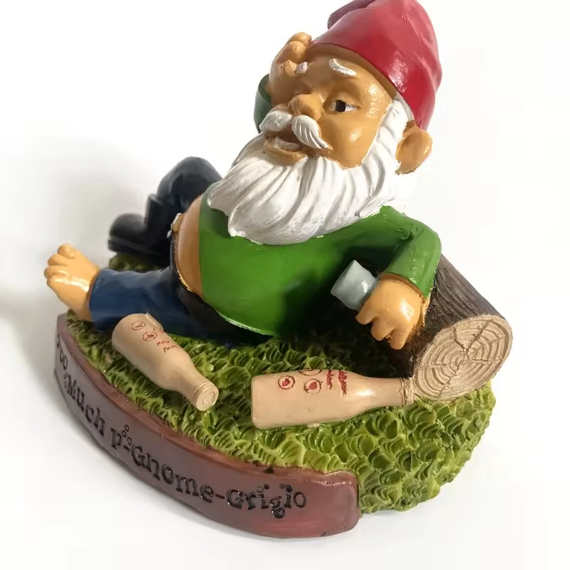"Hangover Hank" β The Day-After Gnome
