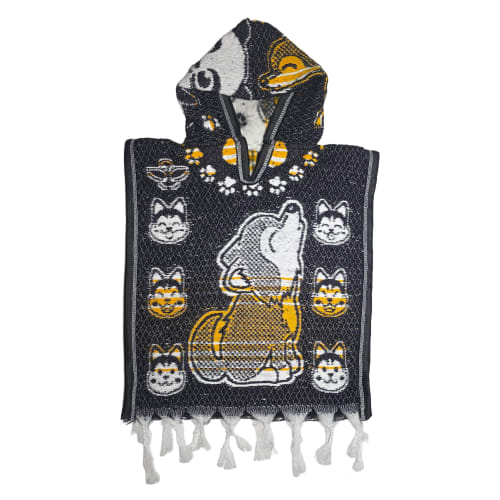 Gabán Artesanal Infantil - Diseño Lobo y Oso (Negro/Amarillo) - vista 1