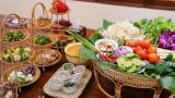 Bangkok: White Lotus Thai Cooking Class with Market Tour