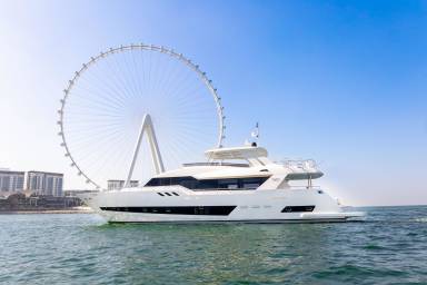 Dubai Marina Luxury Yacht Cruise with Onboard Barbecue