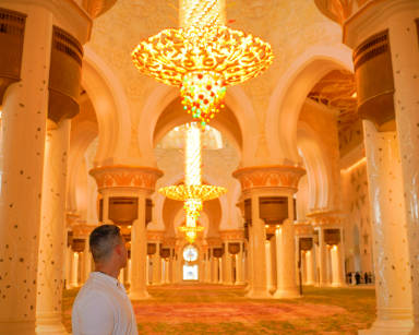 Abu Dhabi Grand Mosque, Qasr Al Watan and Etihad Towers Tour