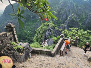 2-Day Ha Long Bay Cruise and Ninh Binh UNESCO Tour