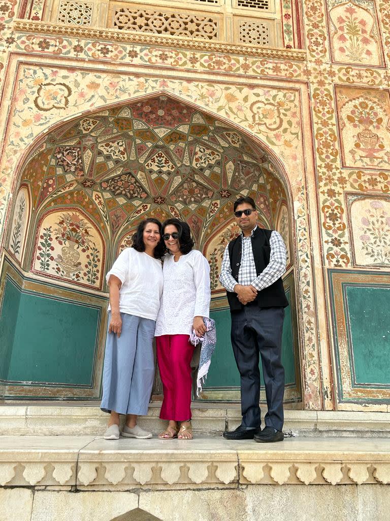Book Govt. Approved Tour Guide for Full or Half Day Jaipur City Tour 2
