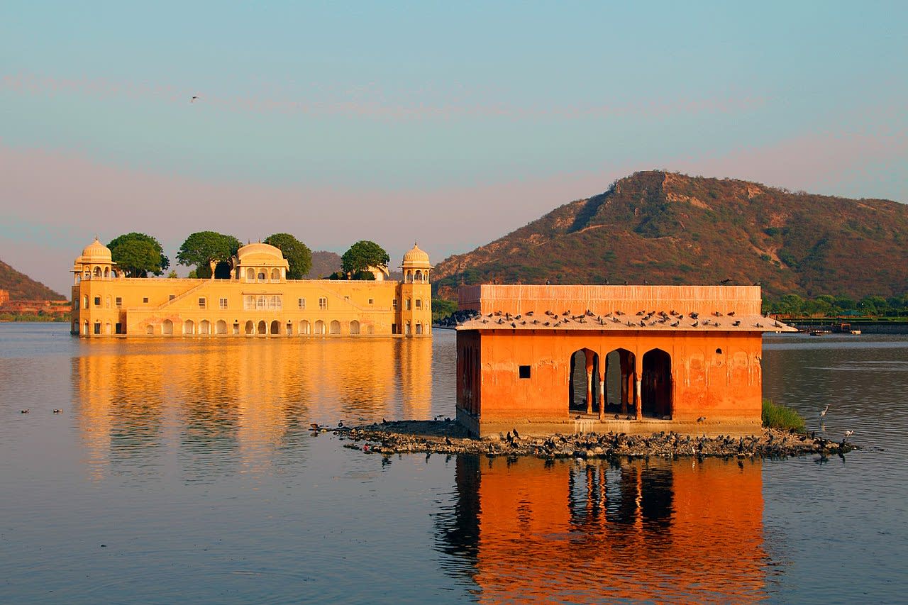 Book Govt. Approved Tour Guide for Full or Half Day Jaipur City Tour 3
