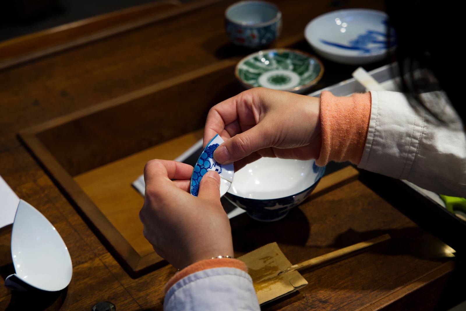 Osaka: Kintsugi Workshop, Beauty in Brokenness — guided tour in Osaka