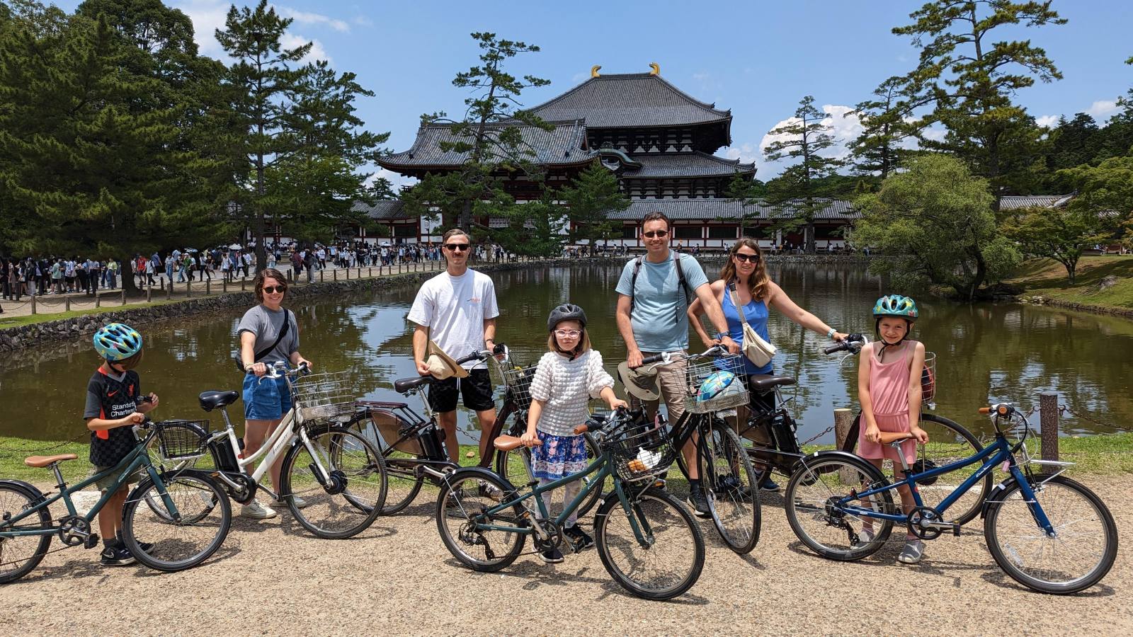 Nara E-Bike Tour: Todai-ji, Deer Park & Off-the-Beaten-Path Knife Shop — guided tour in Nara