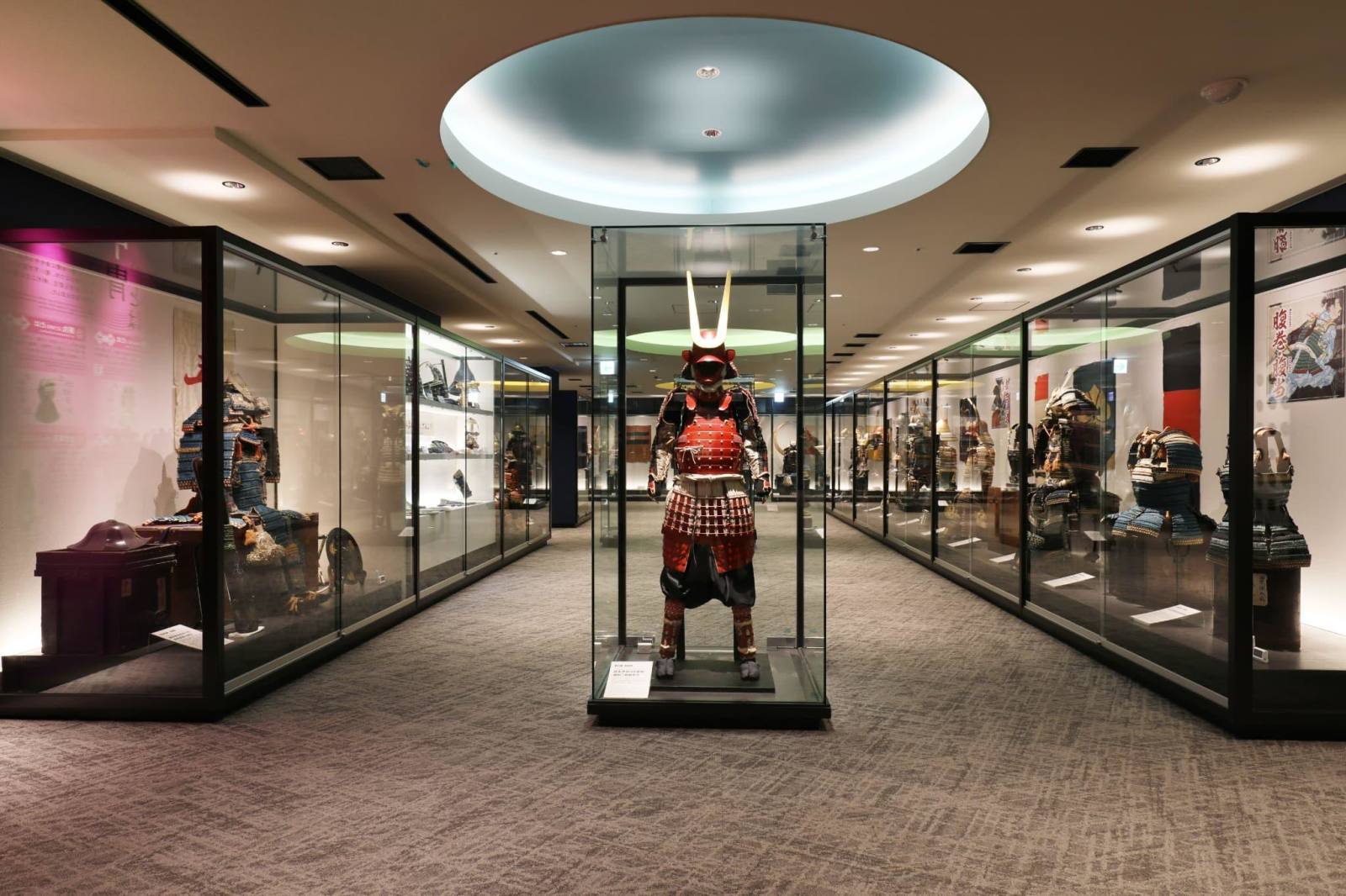 Nagoya Touken Museum: Two Hundred Swords, Armour and Ukiyo-e — guided tour in Nagoya