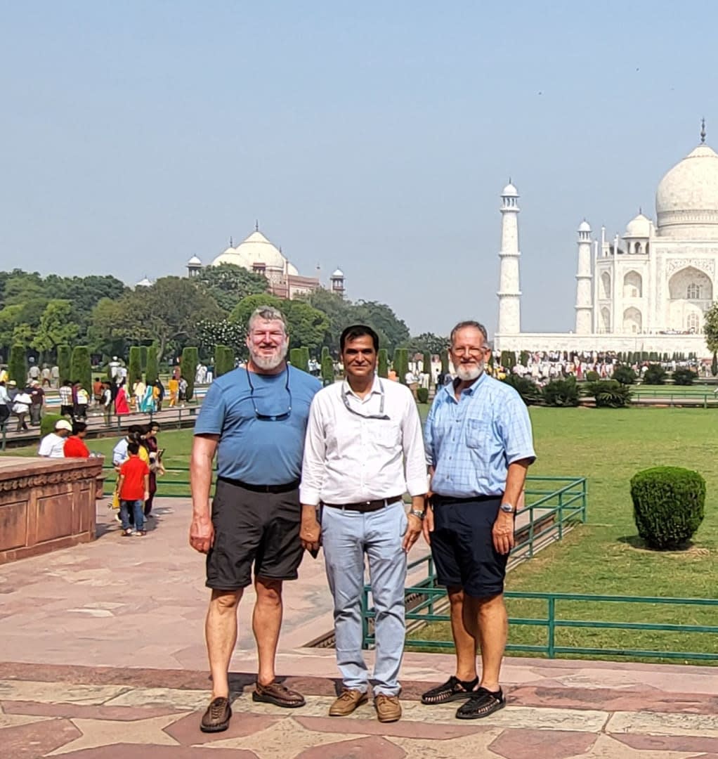 From Delhi: Taj Mahal, Agra Day Round Trip By Luxury Car 3