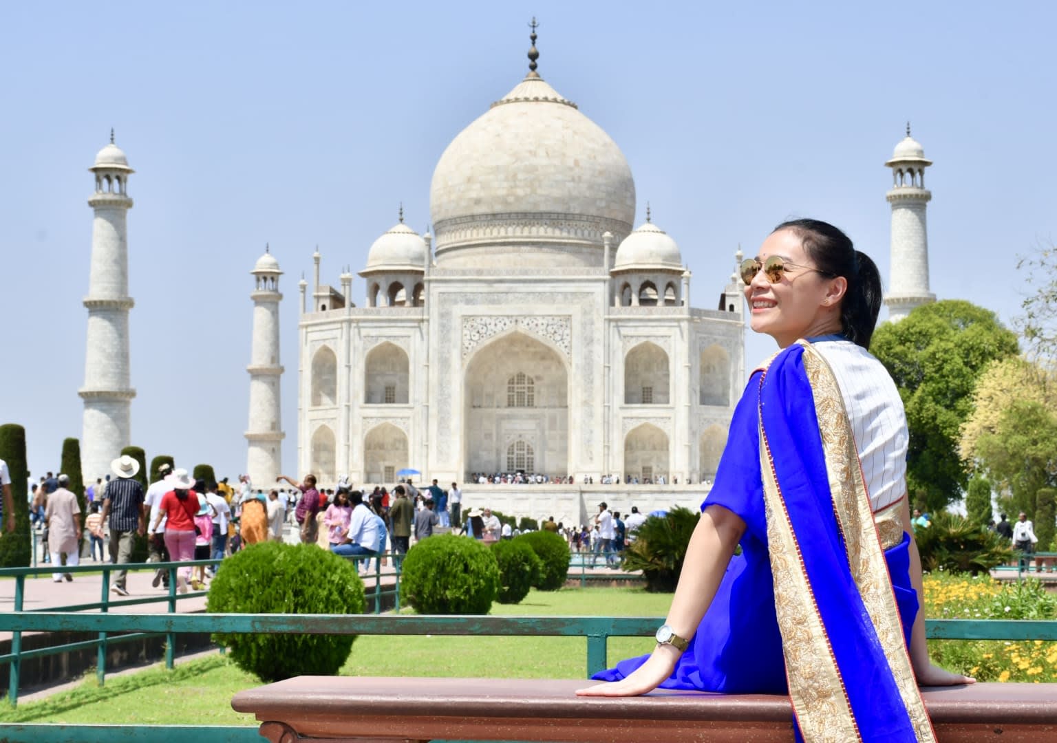 From Delhi :Sunrise Taj mahal Tour  With Tickets and 5* Breakfast — guided tour in Delhi