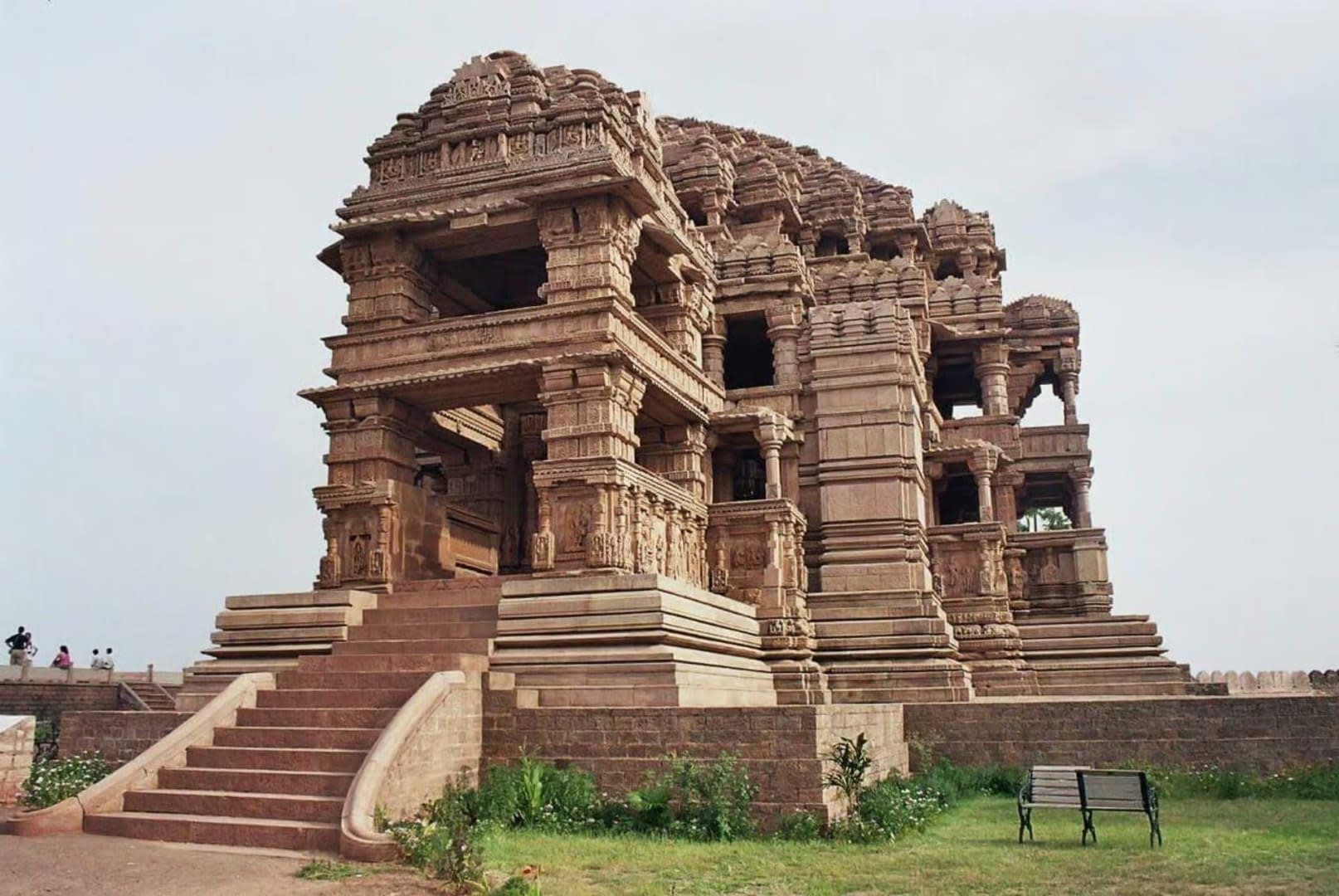 Book Tour Guide For Gwalior City Tour 3