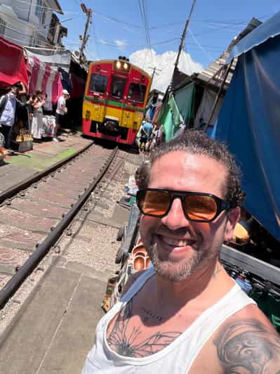 Bangkok: Damnoen Saduak Market and Maeklong Railway Market 3