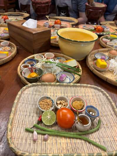 Bangkok: White Lotus Thai Cooking Class with Market Tour 2