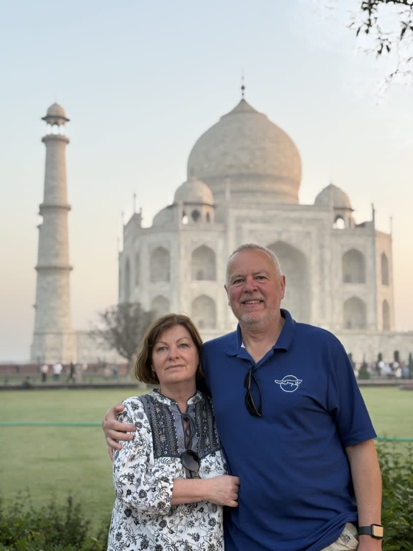 Taj Mahal Sunrise Tour From Delhi By Car 2