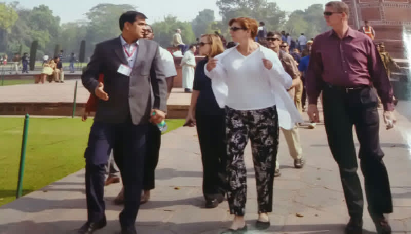 Luxury Taj Mahal VIP Tour | Skip-the-Line Entry & Private Guide 2