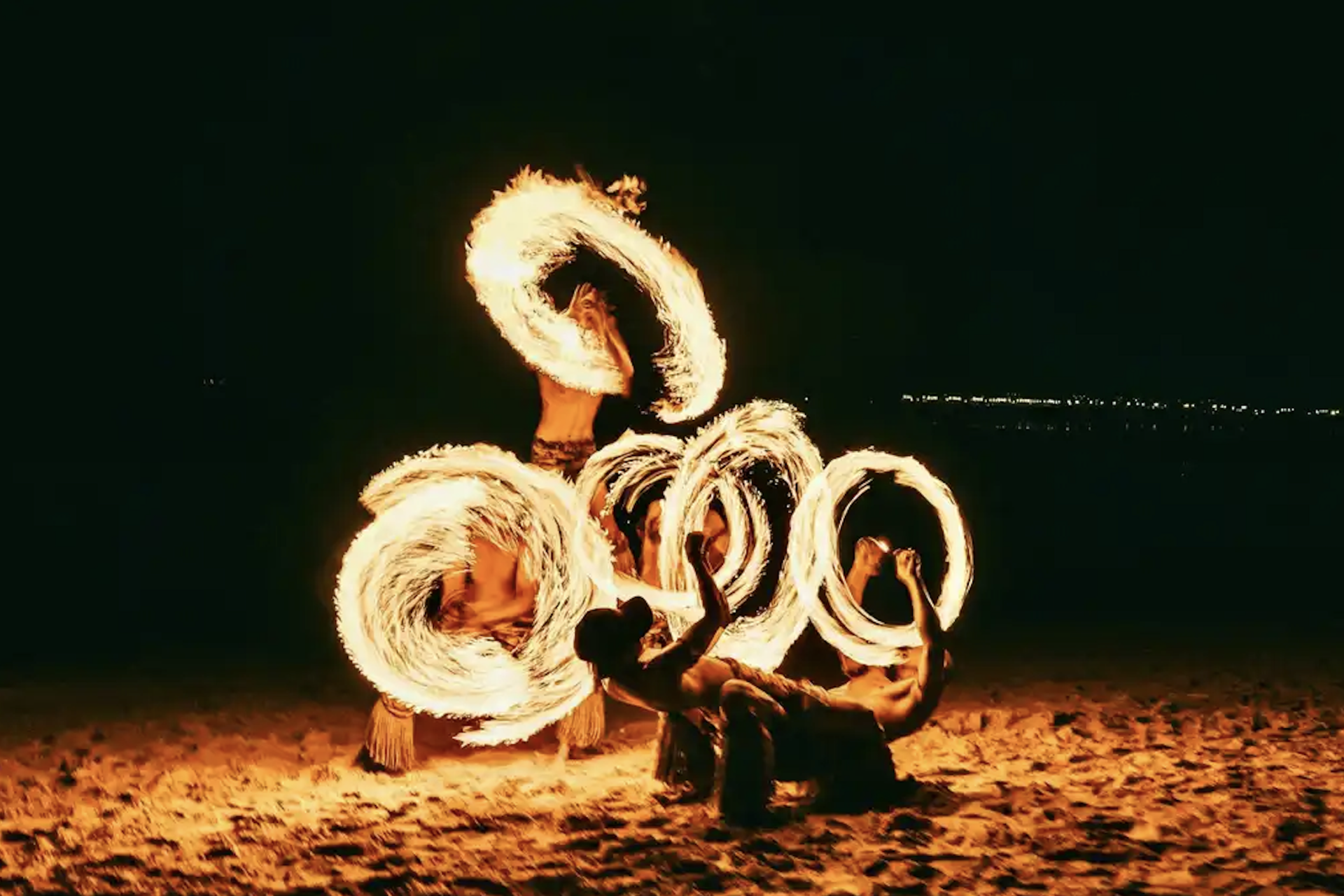 Beachfront Fire Show with Bamboo-Seat Dinner in Pattaya 2