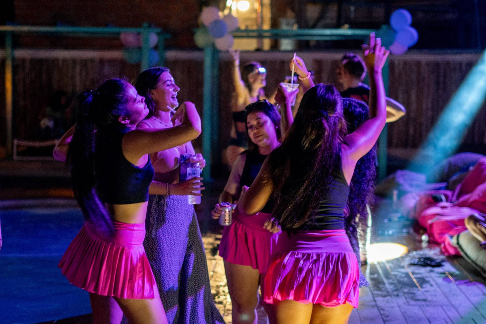 Ao Nang Bar Crawl: Five Venues, Free Shots and a Club Finish 2
