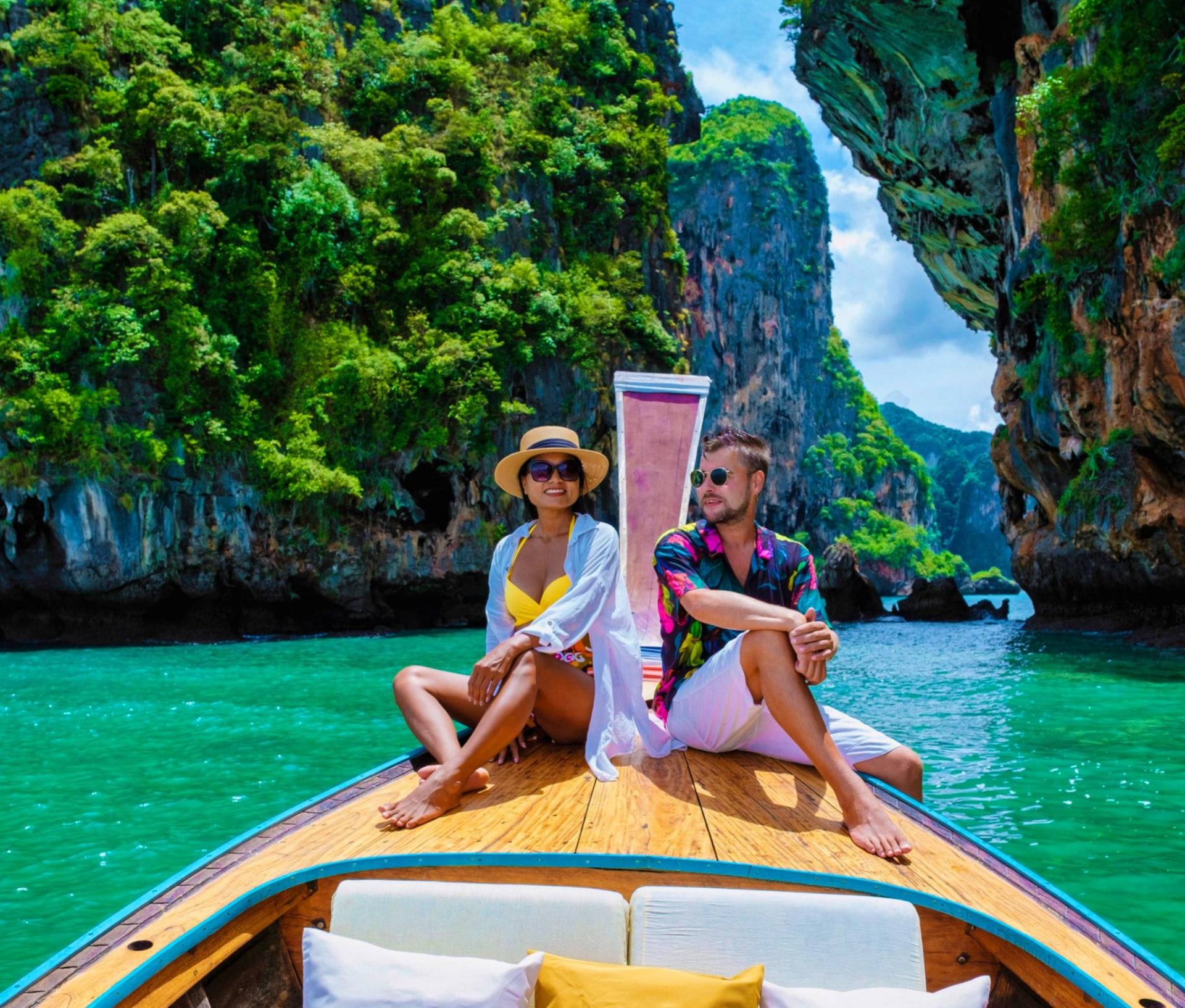 Longtail Island Hopping from Ao Nang with Hong Island Stop — guided tour in Krabi