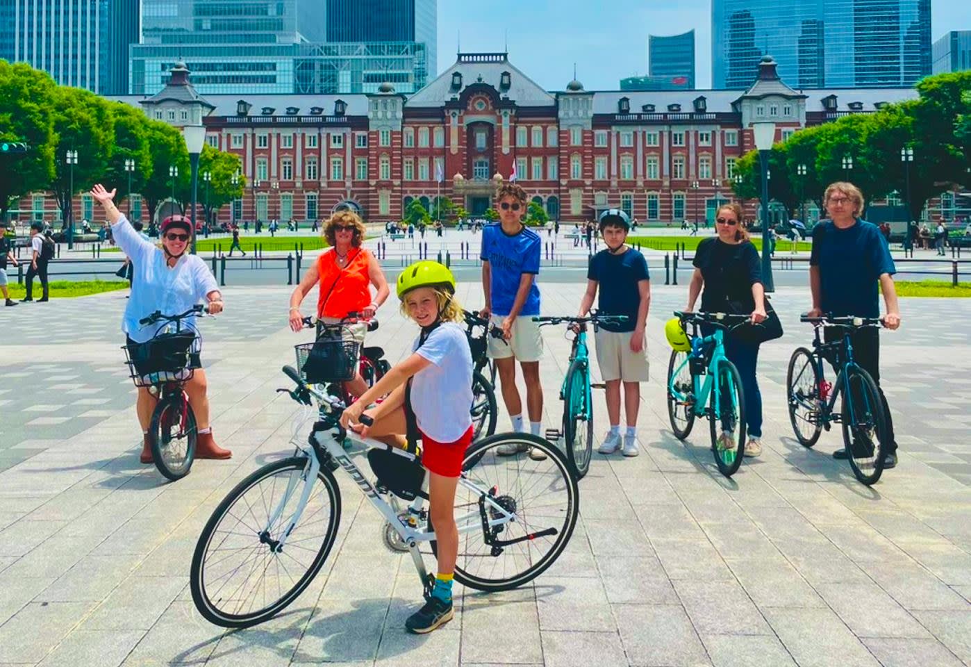 Central Tokyo by E-Bike: Three Hours Across the Landmarks 3