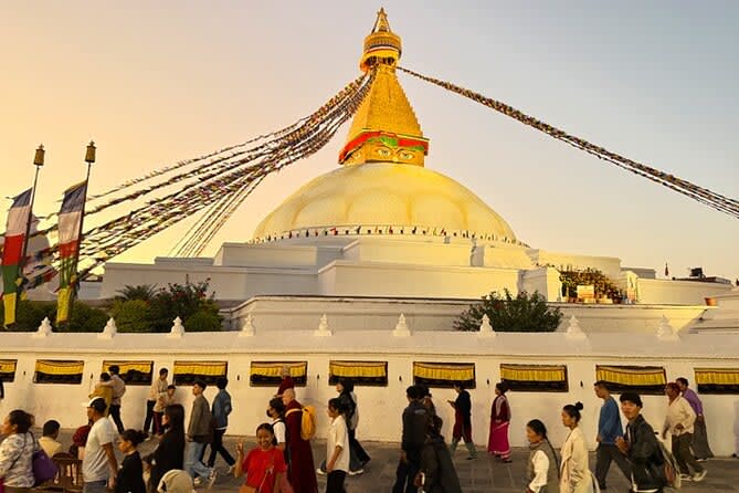 The Spiritual Trio: Mystic Kathmandu: Bhaktapur, Boudhanath & Pashupatinath 3