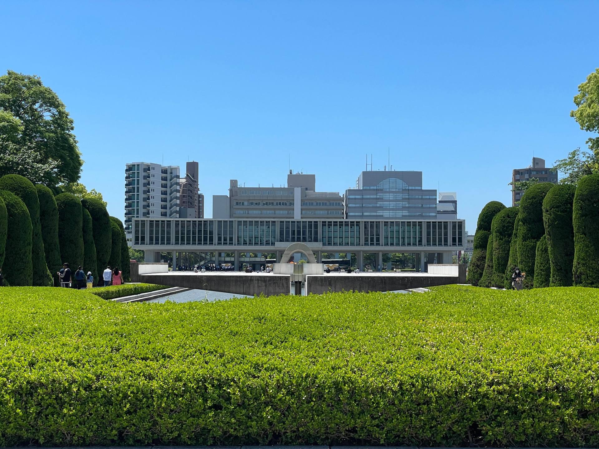Hiroshima Highlights Private Tour: Peace Memorial, Castle & Shukkei-en 3