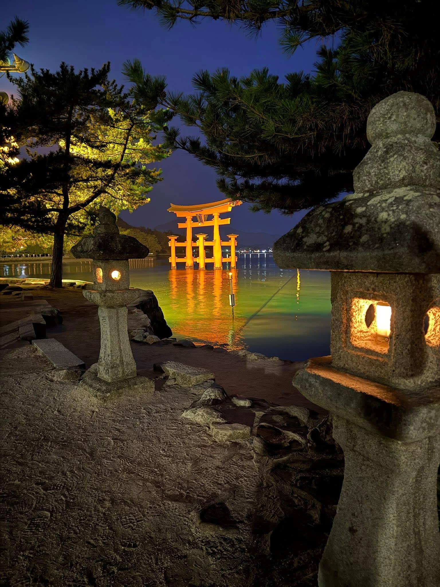 Miyajima Island Guided Tour: Itsukushima Shrine, Daisho-in & Henjo Cave 2