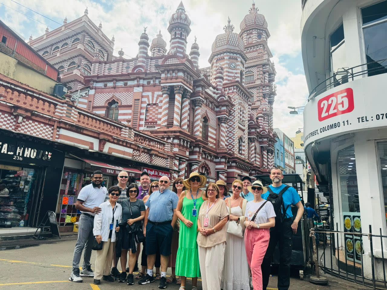 Colombo Highlights: Guided Half-Day City Tour by Car 2