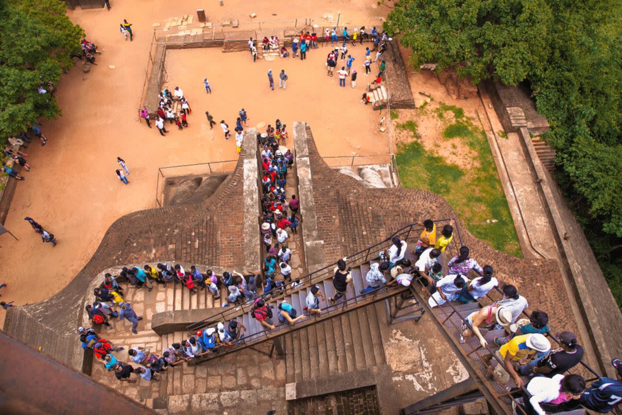 Sigiriya and Polonnaruwa: Long Guided Day Trip from Colombo 3