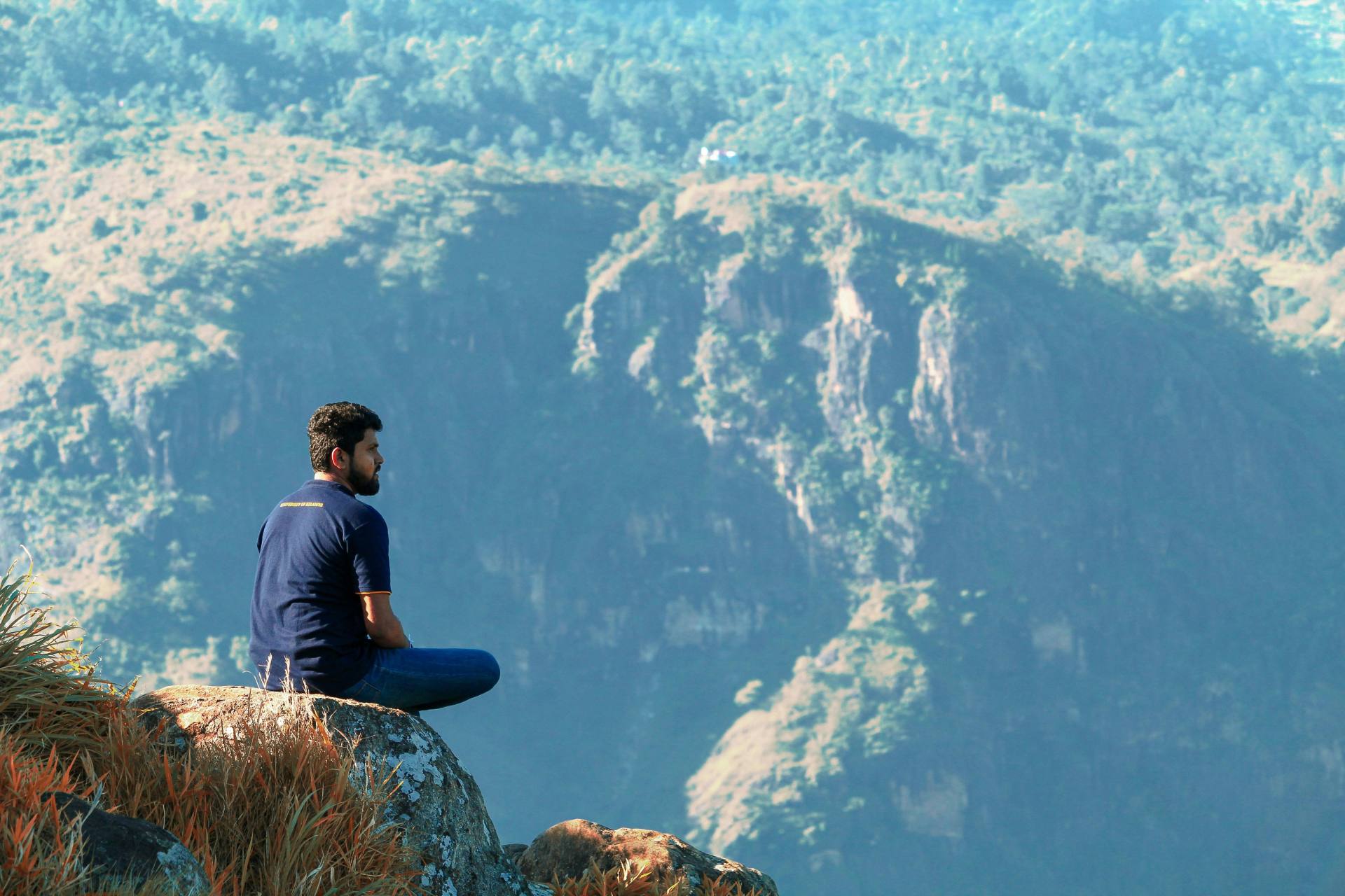 Adam's Peak Overnight Pilgrimage Climb from Colombo 3