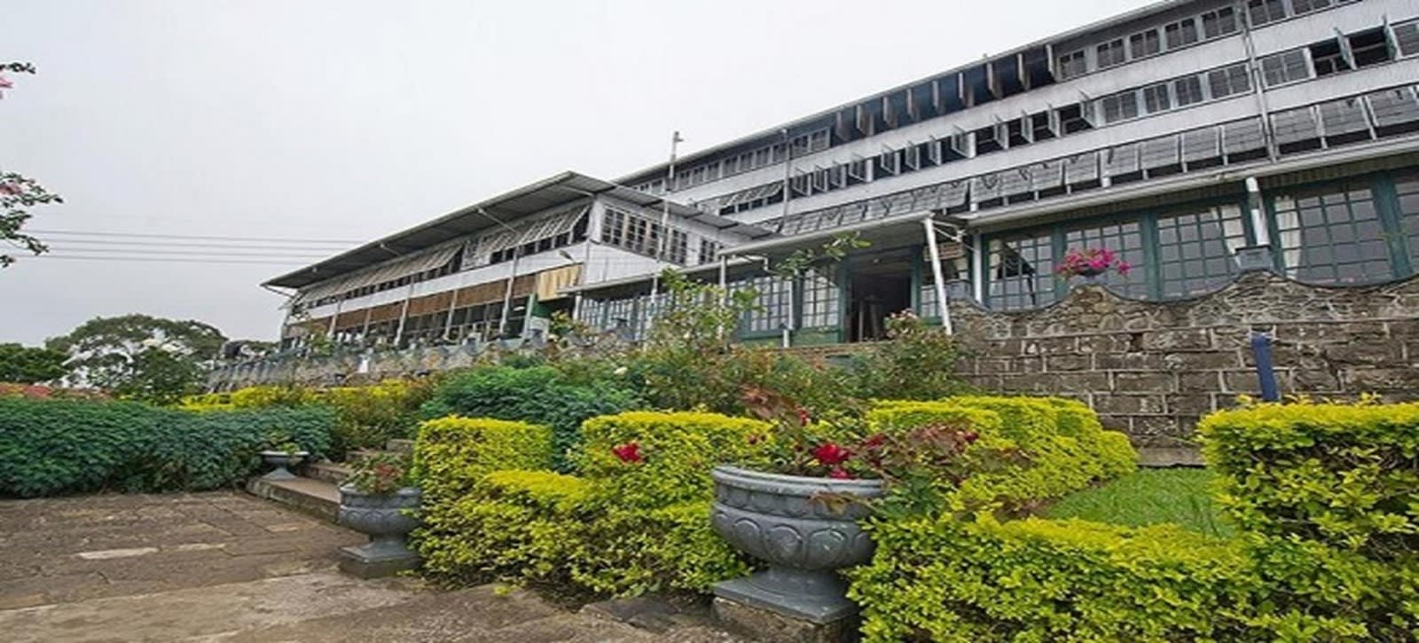 Lipton's Seat, the Dambatenne Tea Factory and Adisham Bungalow from Ella 3