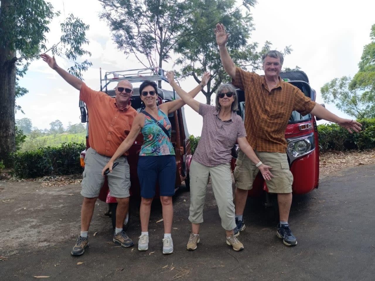 Lipton's Seat Tuk-Tuk Excursion from Ella with the Dambatenne Tea Factory 2