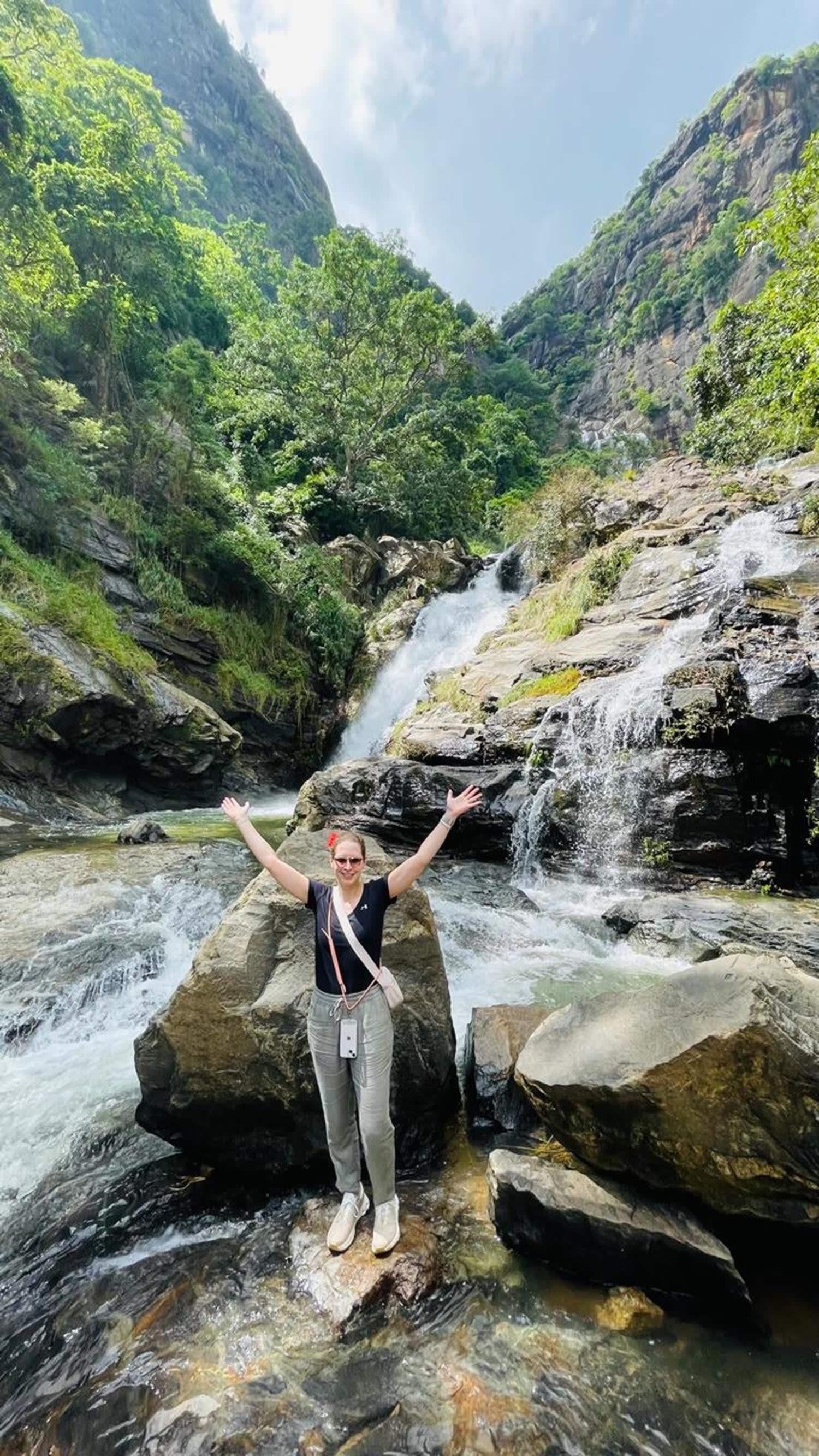 Ella Day Tour with a Tea Factory, a Cooking Class and Little Adam's Peak 3