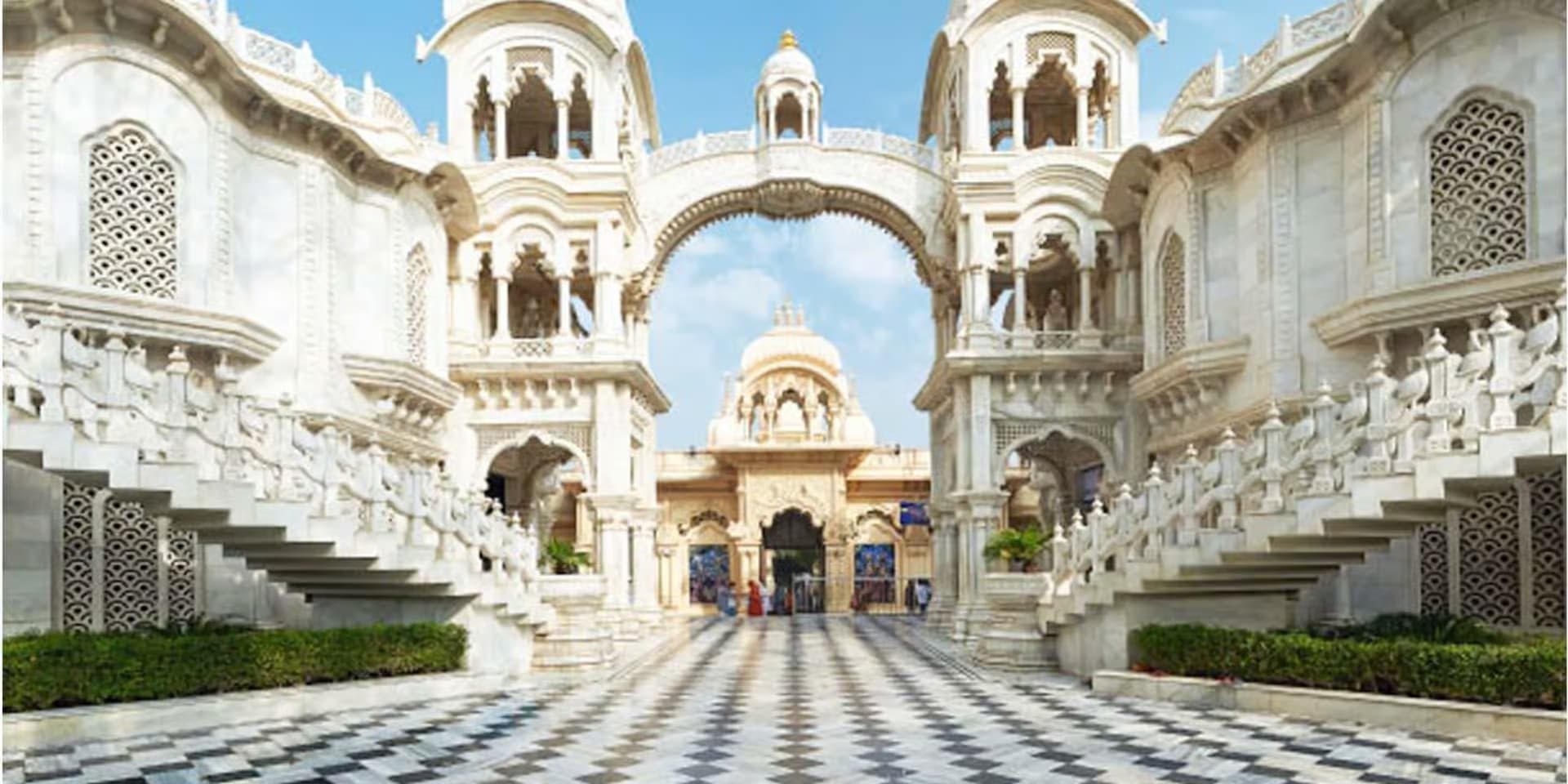 From Agra: Mathura Vridavan Day Round Trip By Car