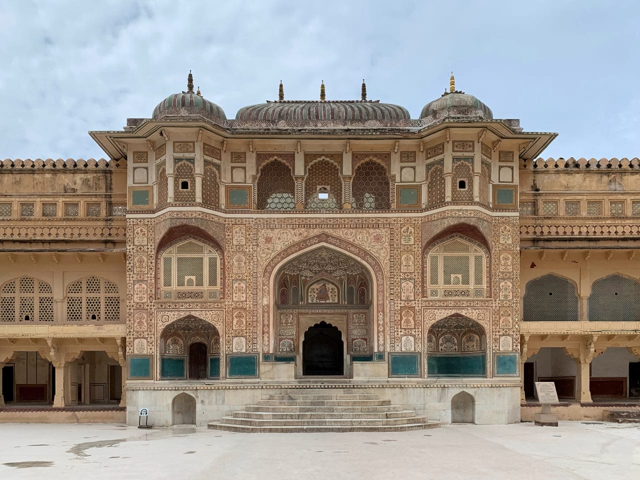 3-Day Taj Mahal Sunrise & Pink City Jaipur Tour from Bangalore with Flights