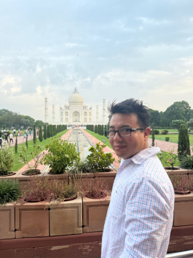 Taj Mahal & Agra Overnight Tour from Delhi by Private Car