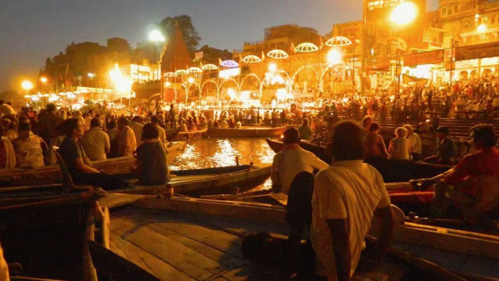 Varanasi : Full Day City Highlights Day Tour & Ganges Boat Ride with Approved Tour Guide