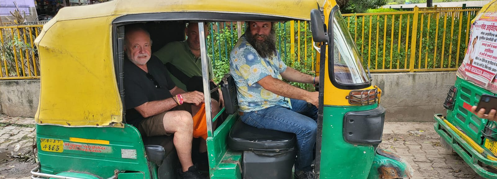 Agra: Street Food Walking Tour, Spice Market with Tuk-Tuk Ride